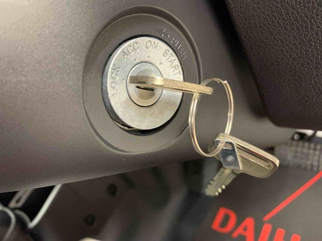 ハイゼットトラックスタンダード 農用スペシャル 4WDオートライト・オートマチックハイビーム・AMFMラジオ・キーレスエントリー・アイドリングストップ・マニュアルエアコン・スマートアシスト(群馬県)の中古車