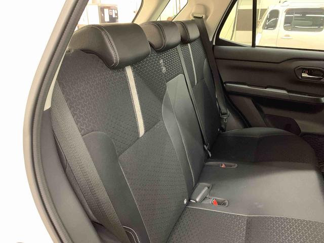 ロッキープレミアムＧ　ＨＥＶ　２ＷＤ元当社試乗車　純正９インチスマホ連携ディスプレーオーディオ　パノラマモニター　純正ＥＴＣ　純正ドラレコ前後　電動パーキングブレーキ　純正エンジンスターター　オートライト　スマートアシスト（群馬県）の中古車