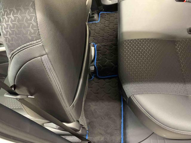 ロッキープレミアムＧ　ＨＥＶ　２ＷＤ元当社試乗車　純正９インチスマホ連携ディスプレーオーディオ　パノラマモニター　純正ＥＴＣ　純正ドラレコ前後　電動パーキングブレーキ　純正エンジンスターター　オートライト　スマートアシスト（群馬県）の中古車