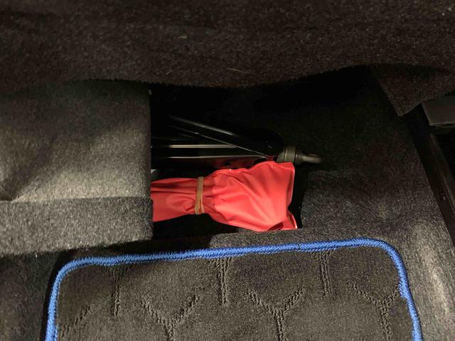 ロッキープレミアムＧ　ＨＥＶ　２ＷＤ元当社試乗車　純正９インチスマホ連携ディスプレーオーディオ　パノラマモニター　純正ＥＴＣ　純正ドラレコ前後　電動パーキングブレーキ　純正エンジンスターター　オートライト　スマートアシスト（群馬県）の中古車