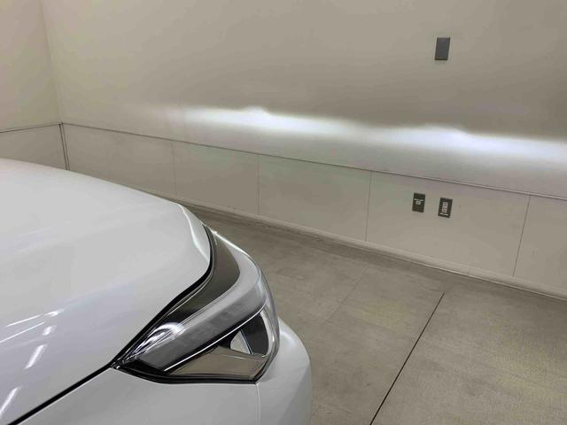 ロッキープレミアムＧ　ＨＥＶ　２ＷＤ元当社試乗車　純正９インチスマホ連携ディスプレーオーディオ　パノラマモニター　純正ＥＴＣ　純正ドラレコ前後　電動パーキングブレーキ　純正エンジンスターター　オートライト　スマートアシスト（群馬県）の中古車