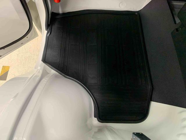 ハイゼットトラックスタンダード　農用スペシャル　４ＷＤ届出済未使用車　ＡＭＦＭラジオ　オートライト　オートマチックハイビーム　アイドリングストップ　マニュアルエアコン　スマートアシスト（群馬県）の中古車