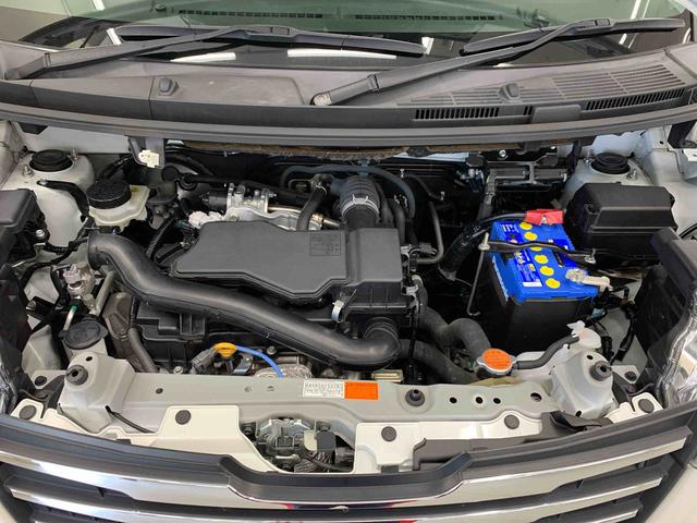 トールカスタムＧ　リミテッドII　ＳＡIII　２ＷＤ両側電動スライドドア・ＬＥＤヘッドライト・ナビ・ドラレコ・パノラマモニター・ＥＴＣ・シートヒーター・スマートアシストＩＩＩ・アイドリングストップ・プッシュボタンスタート・オートエアコン・オートライト（群馬県）の中古車