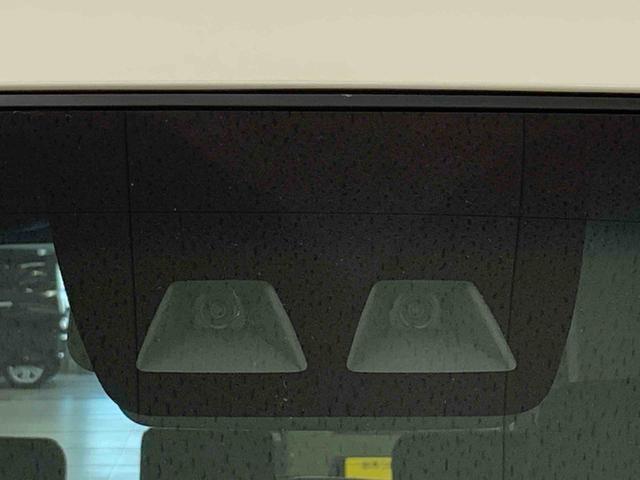 トールカスタムＧ　リミテッドII　ＳＡIII　２ＷＤ両側電動スライドドア・ＬＥＤヘッドライト・ナビ・ドラレコ・パノラマモニター・ＥＴＣ・シートヒーター・スマートアシストＩＩＩ・アイドリングストップ・プッシュボタンスタート・オートエアコン・オートライト（群馬県）の中古車