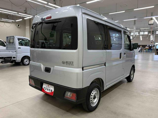 ハイゼットカーゴＤＸ　２ＷＤ両側スライドドア・オートライト・オートマチックハイビーム・ＡＭＦＭラジオ・キーレスエントリー・アイドリングストップ・スマートアシスト・マニュアルエアコン・水平格納式リヤシート（群馬県）の中古車