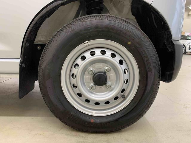 ハイゼットカーゴＤＸ　２ＷＤ両側スライドドア・オートライト・オートマチックハイビーム・ＡＭＦＭラジオ・キーレスエントリー・アイドリングストップ・スマートアシスト・マニュアルエアコン・水平格納式リヤシート（群馬県）の中古車