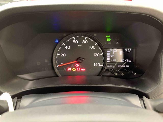 ハイゼットカーゴＤＸ　２ＷＤ両側スライドドア・オートライト・オートマチックハイビーム・ＡＭＦＭラジオ・キーレスエントリー・アイドリングストップ・スマートアシスト・マニュアルエアコン・水平格納式リヤシート（群馬県）の中古車