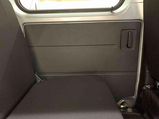 ハイゼットカーゴＤＸ　２ＷＤ両側スライドドア・オートライト・オートマチックハイビーム・ＡＭＦＭラジオ・キーレスエントリー・アイドリングストップ・スマートアシスト・マニュアルエアコン・水平格納式リヤシート（群馬県）の中古車