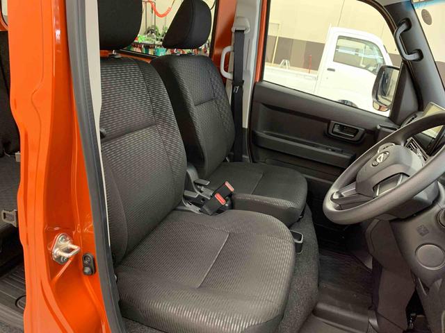 ハイゼットカーゴクルーズ　２ＷＤ両側スライドドア・ＬＥＤヘッドライト・オートライト・オートマチックハイビーム・ディスプレイオーディオ・プッシュスタートボタン・アイドリングストップ・マニュアルエアコン・スマートアシスト（群馬県）の中古車