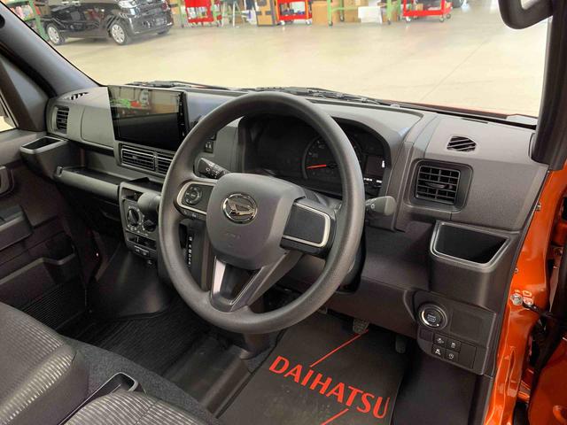 ハイゼットカーゴクルーズ　２ＷＤ両側スライドドア・ＬＥＤヘッドライト・オートライト・オートマチックハイビーム・ディスプレイオーディオ・プッシュスタートボタン・アイドリングストップ・マニュアルエアコン・スマートアシスト（群馬県）の中古車