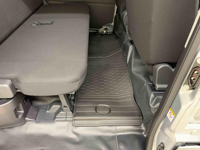 ハイゼットカーゴＤＸ　４ＷＤオートライト・オートマチックハイビーム・キーレスエントリー・アイドリングストップ・マニュアルエアコン・水平格納式リヤシート・スマートアシスト（群馬県）の中古車