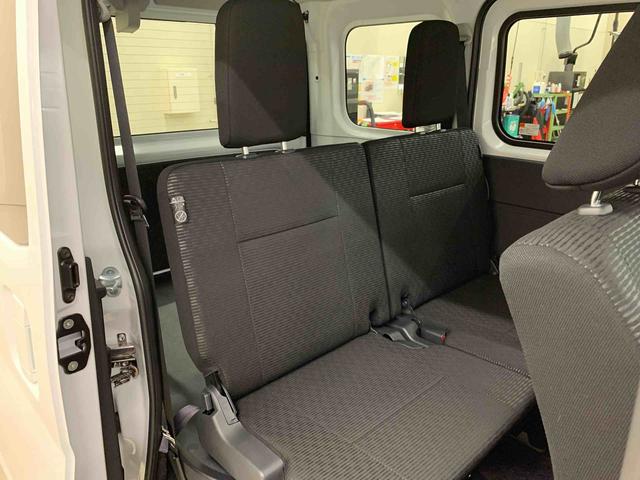 ハイゼットカーゴクルーズ　４ＷＤディスプレイオーディオ・オートライト・オートマチックハイビーム・プッシュスタートボタン・アイドリングストップ・マニュアルエアコン・スマートアシスト（群馬県）の中古車