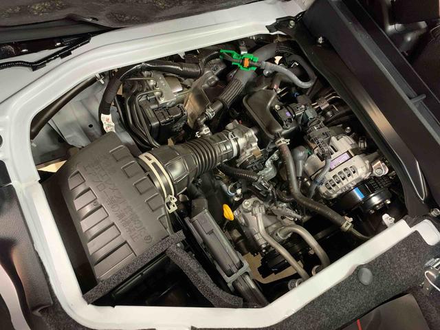 ハイゼットカーゴクルーズ　４ＷＤディスプレイオーディオ・オートライト・オートマチックハイビーム・プッシュスタートボタン・アイドリングストップ・マニュアルエアコン・スマートアシスト（群馬県）の中古車