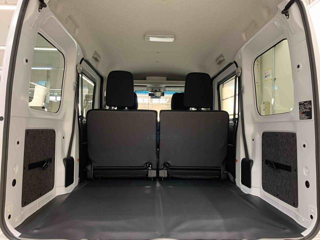 ハイゼットカーゴクルーズ　４ＷＤディスプレイオーディオ・オートライト・オートマチックハイビーム・プッシュスタートボタン・アイドリングストップ・マニュアルエアコン・スマートアシスト（群馬県）の中古車