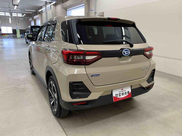 ロッキープレミアムＧ　ＨＥＶ　２ＷＤＬＥＤヘッドライト・ディスプレイオーディオ・オートライト・オートマチックハイビーム・プッシュスタートボタン・オートエアコン・シートヒーター・電動パーキングブレーキ・スマートアシスト（群馬県）の中古車