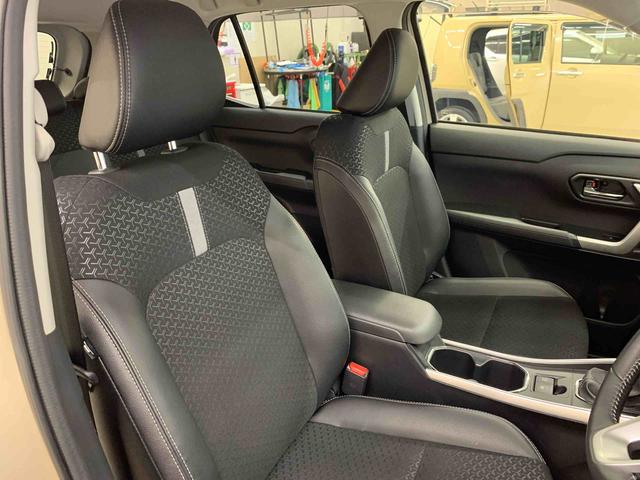 ロッキープレミアムＧ　ＨＥＶ　２ＷＤＬＥＤヘッドライト・ディスプレイオーディオ・オートライト・オートマチックハイビーム・プッシュスタートボタン・オートエアコン・シートヒーター・電動パーキングブレーキ・スマートアシスト（群馬県）の中古車