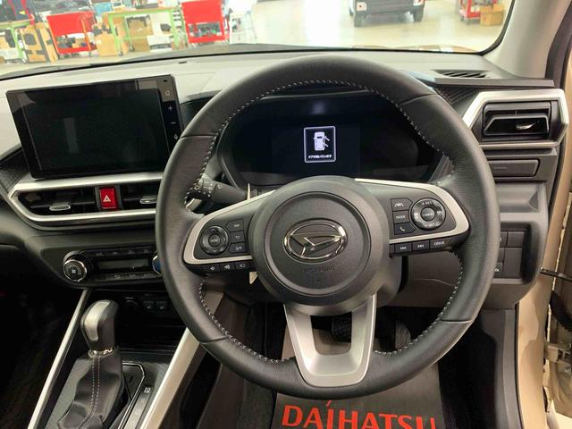 ロッキープレミアムＧ　ＨＥＶ　２ＷＤＬＥＤヘッドライト・ディスプレイオーディオ・オートライト・オートマチックハイビーム・プッシュスタートボタン・オートエアコン・シートヒーター・電動パーキングブレーキ・スマートアシスト（群馬県）の中古車