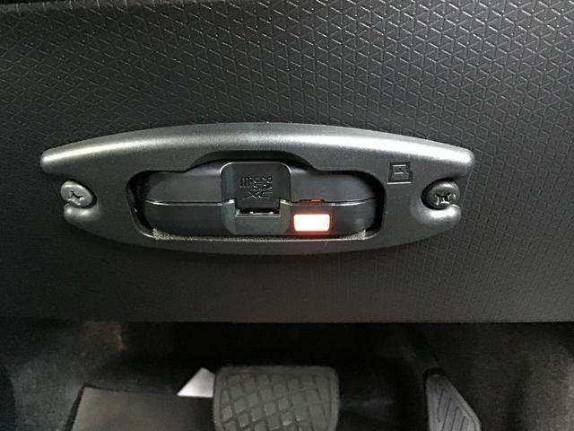 タントＸアイドリングストップ車　ブレーキサポート　電動ミラー　ナビＴＶ　スマートキーシステム　禁煙　ＬＥＤライト　キーレスキー　Ｂカメラ　車線逸脱警報　メモリナビ　オートハイビーム　片側電動両側スライドドア（栃木県）の中古車