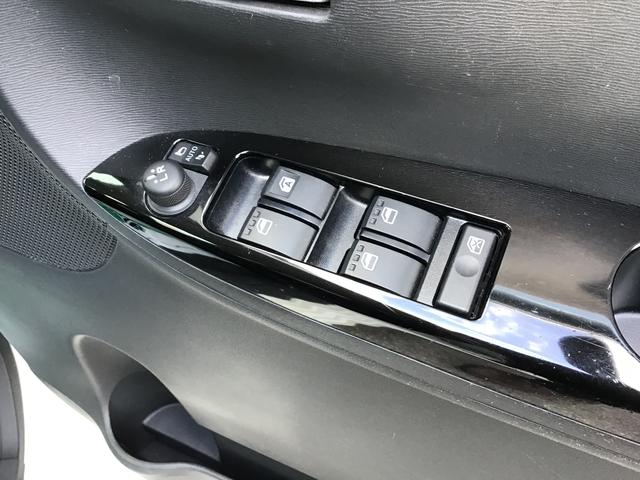 タントカスタムＲＳ　ＳＡIIIナビゲーションシステム　キーフリーシステム　両側電動スライドドア　スマートアシスト３　ＥＴＣ車載器　純正アルミホイール　ＬＥＤヘッドライト　シートヒーター（栃木県）の中古車