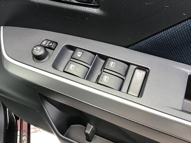 トールカスタムＧディスプレイオーディオ　バックカメラ　キーフリーシステム　ＬＥＤヘッドライト　スマートアシスト　オートエアコン　コーナーセンサー　両側電動スライドドア　シートバックテーブル　　運転席シートリフター（栃木県）の中古車