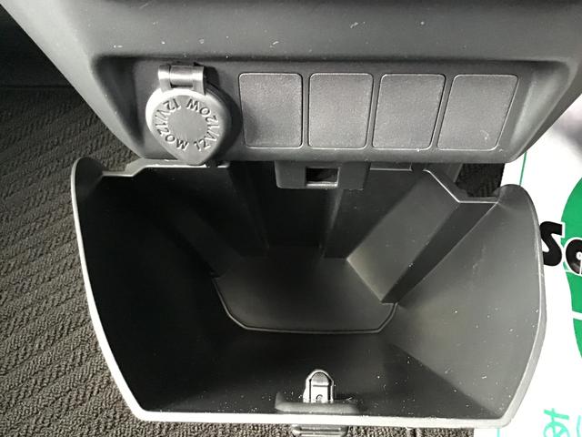 トールカスタムＧディスプレイオーディオ　バックカメラ　キーフリーシステム　ＬＥＤヘッドライト　スマートアシスト　オートエアコン　コーナーセンサー　両側電動スライドドア　シートバックテーブル　　運転席シートリフター（栃木県）の中古車