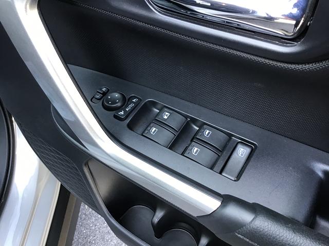 ロッキープレミアムＧ　ＨＥＶパークセンサー　追従型クルコン　車線逸脱防止　Ａストップ　盗難防止装置　オートＬＥＤ　電動格納式ドアミラー　ナビＴＶ　衝突安全ボディ　メモリーナビ　ＬＥＤ　Ｓヒーター　スマートキー（栃木県）の中古車