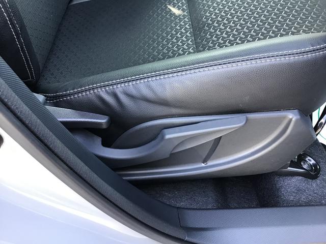 ロッキープレミアムＧ　ＨＥＶパークセンサー　追従型クルコン　車線逸脱防止　Ａストップ　盗難防止装置　オートＬＥＤ　電動格納式ドアミラー　ナビＴＶ　衝突安全ボディ　メモリーナビ　ＬＥＤ　Ｓヒーター　スマートキー（栃木県）の中古車