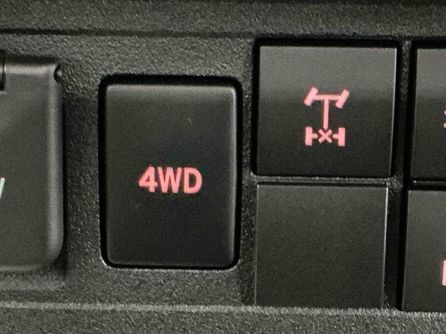 ハイゼットトラックスタンダード 農用スペシャルMT 切替4WD エアバック 車線逸脱警報 パワーステアリング センターデフロック デュアルエアバック オートライト 衝突被害軽減システム オートハイビーム アイドリングストップ(栃木県)の中古車