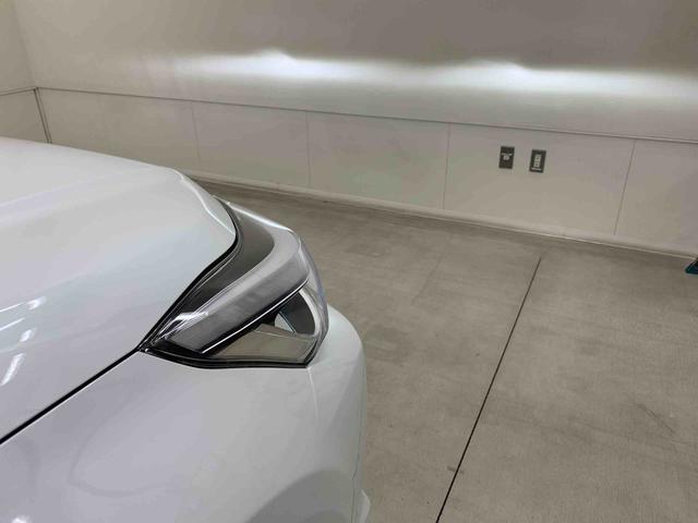 ロッキープレミアムＧ　４ＷＤＬＥＤヘッドライト・オートライト・オートマチックハイビーム・電動格納ミラー・電動パーキング・スマートアシスト・アイドリングストップ・シートヒーター・オートエアコン・コーナーセンサー（群馬県）の中古車