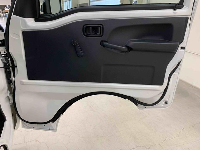 ハイゼットトラックスタンダード 農用スペシャル 4WDオートライト・オートマチックハイビーム・AMFMラジオ・キーレスエントリー・アイドリングストップ・スマートアシスト・マニュアルエアコン(群馬県)の中古車