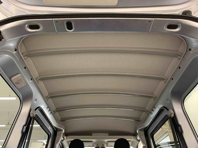 ハイゼットカーゴＤＸ　４ＷＤ両側スライドドア・オートライト・オートマチックハイビーム・ＡＭＦＭラジオ・キーレスエントリー・アイドリングストップ・マニュアルエアコン・水平格納式リヤシート・スマートアシスト（群馬県）の中古車