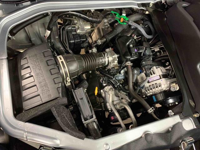 ハイゼットカーゴＤＸ　４ＷＤ両側スライドドア・オートライト・オートマチックハイビーム・ＡＭＦＭラジオ・キーレスエントリー・アイドリングストップ・マニュアルエアコン・水平格納式リヤシート・スマートアシスト（群馬県）の中古車