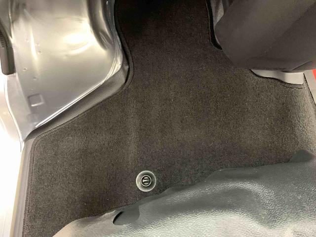 ハイゼットカーゴＤＸ　４ＷＤ両側スライドドア・オートライト・オートマチックハイビーム・ＡＭＦＭラジオ・キーレスエントリー・アイドリングストップ・マニュアルエアコン・水平格納式リヤシート・スマートアシスト（群馬県）の中古車