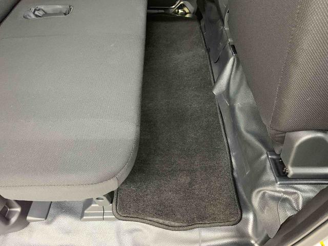 ハイゼットカーゴＤＸ　４ＷＤ両側スライドドア・オートライト・オートマチックハイビーム・ＡＭＦＭラジオ・キーレスエントリー・アイドリングストップ・マニュアルエアコン・水平格納式リヤシート・スマートアシスト（群馬県）の中古車