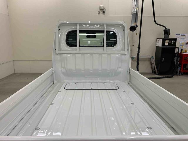 ハイゼットトラックスタンダード 4WDオートライト・オートマチックハイビーム・AMFMラジオ・マニュアルエアコン・キーレスエントリー・アイドリングストップ・スマートアシスト(群馬県)の中古車