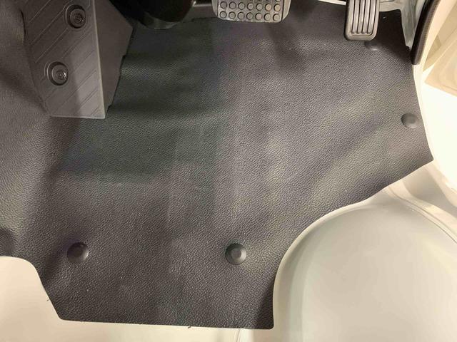 ハイゼットトラックスタンダード 4WDオートライト・オートマチックハイビーム・AMFMラジオ・マニュアルエアコン・キーレスエントリー・アイドリングストップ・スマートアシスト(群馬県)の中古車