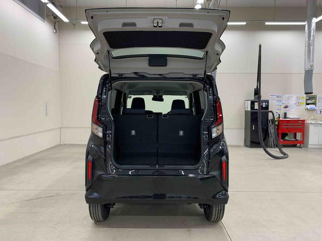 ムーヴＲＳ　４ＷＤ両側電動スライドドア・ＬＥＤヘッドライト・オートライト・オートマチックハイビーム・プッシュスタートボタン・アイドリングストップ・オートエアコン・電動パーキングブレーキ・スマートアシスト（群馬県）の中古車