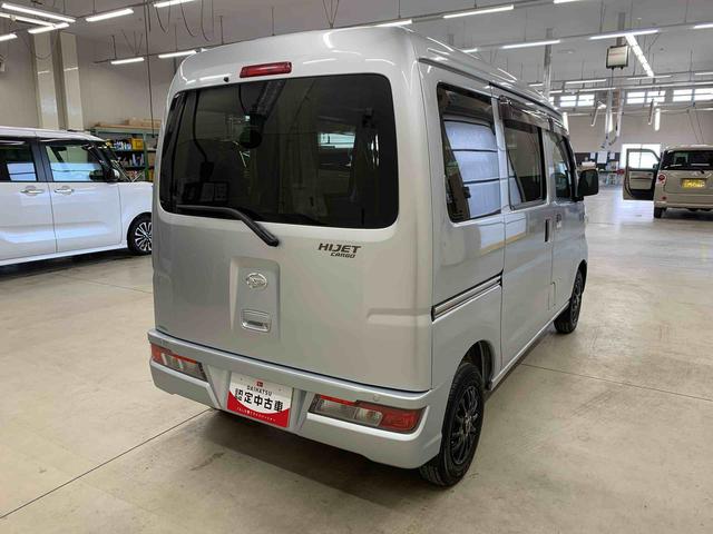 ハイゼットカーゴＤＸ　ＳＡIII　４ＷＤＬＥＤヘッドライト・ナビ・ＥＴＣ・オートライト・オートマチックハイビーム・キーレスエントリー・アイドリングストップ・マニュアルエアコン・スマートアシストＩＩＩ（群馬県）の中古車