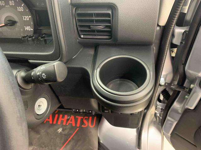 ハイゼットカーゴＤＸ　ＳＡIII　４ＷＤＬＥＤヘッドライト・ナビ・ＥＴＣ・オートライト・オートマチックハイビーム・キーレスエントリー・アイドリングストップ・マニュアルエアコン・スマートアシストＩＩＩ（群馬県）の中古車