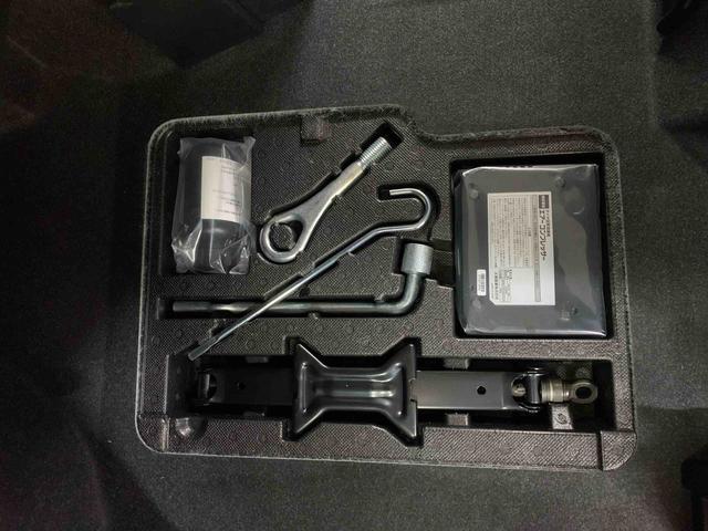 トールカスタムＧ　４ＷＤ両側電動スライドドア・ナビ・ドライブレコーダー・ＥＴＣ・ＬＥＤヘッドライト・オートライト・オートマチックハイビーム・プッシュスタートボタン・アイドリングストップ・バックカメラ・スマートアシスト（群馬県）の中古車