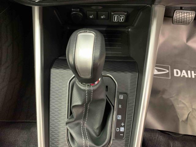 ロッキープレミアムＧ　４ＷＤ　走行１３４１１キロ　ナビ　ＥＴＣナビ　ＥＴＣ　運転席助手席シートヒーター　スマートアシスト　ＬＥＤヘッドライト　プッシュボタンスタート　オートライト　バックカメラ　ＵＳＢ端子　オートエアコン　アイドリングストップ　電動格納ドアミラー（群馬県）の中古車
