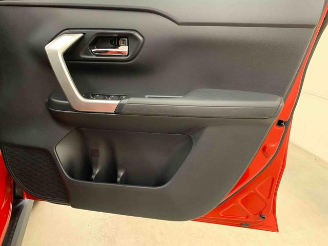 ロッキープレミアムＧ　４ＷＤ　走行１３４１１キロ　ナビ　ＥＴＣナビ　ＥＴＣ　運転席助手席シートヒーター　スマートアシスト　ＬＥＤヘッドライト　プッシュボタンスタート　オートライト　バックカメラ　ＵＳＢ端子　オートエアコン　アイドリングストップ　電動格納ドアミラー（群馬県）の中古車