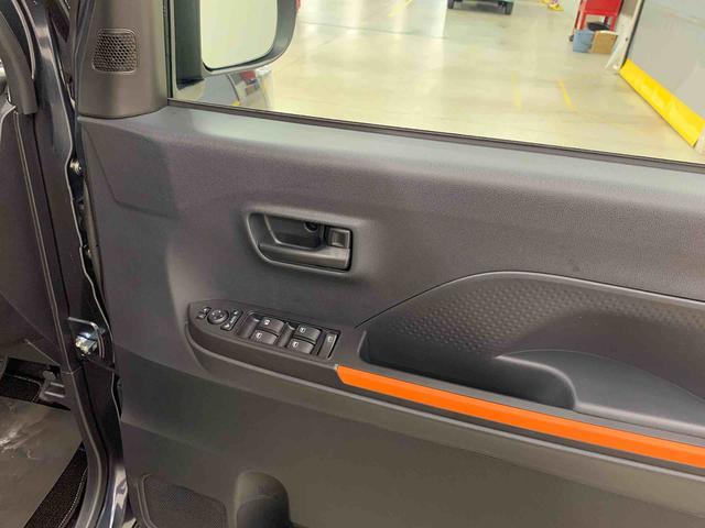 タントファンクロスリミテッド　４ＷＤ　走行３５４０キロキーフリー　ＬＥＤヘッドライト　オートライト　プッシュボタンスタート　スマートアシスト　両側電動スライドドア　バックカメラ　シートヒーター　電動パーキングブレーキ　オートエアコン（群馬県）の中古車