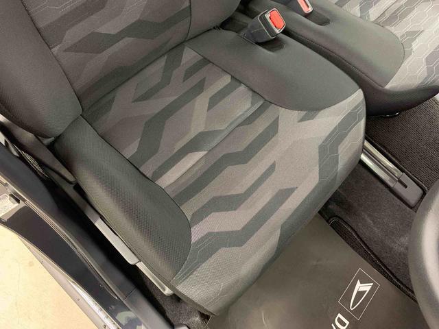 タントファンクロスリミテッド　４ＷＤ　走行３５４０キロキーフリー　ＬＥＤヘッドライト　オートライト　プッシュボタンスタート　スマートアシスト　両側電動スライドドア　バックカメラ　シートヒーター　電動パーキングブレーキ　オートエアコン（群馬県）の中古車