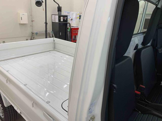 ハイゼットトラックスタンダード　農用スペシャル　４ＷＤ５速ＭＴ・オートライト・オートマチックハイビーム・キーレスエントリー・アイドリングストップ・マニュアルエアコン・スマートアシスト（群馬県）の中古車