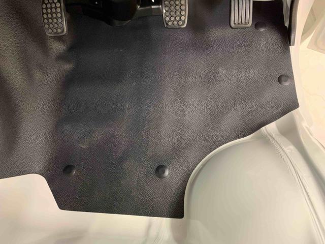 ハイゼットトラックスタンダード　農用スペシャル　４ＷＤ５速ＭＴ・オートライト・オートマチックハイビーム・キーレスエントリー・アイドリングストップ・マニュアルエアコン・スマートアシスト（群馬県）の中古車