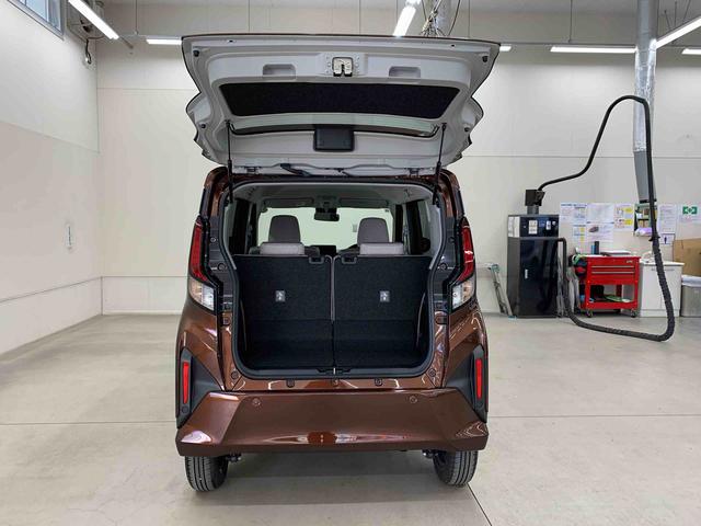 ムーヴX 4WD片側電動スライドドア・LEDヘッドライト・オートライト・オートマチックハイビーム・プッシュスタートボタン・アイドリングストップ・オートエアコン・電動格納式ドアミラー・スマートアシスト(群馬県)の中古車