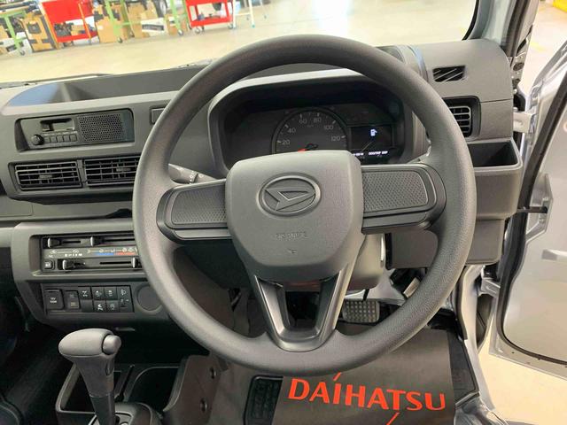 ハイゼットトラックスタンダード　農用スペシャル　４ＷＤオートライト・オートマチックハイビーム・ＡＭＦＭラジオ・キーレスエントリー・アイドリングストップ・マニュアルエアコン・スマートアシスト（群馬県）の中古車