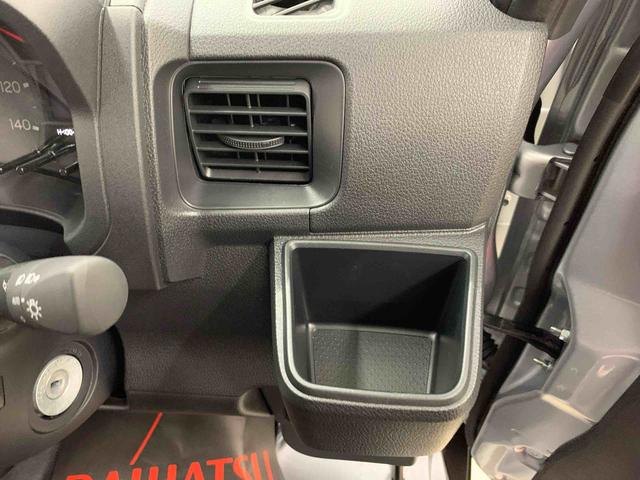 ハイゼットカーゴＤＸ　４ＷＤオートライト・オートマチックハイビーム・キーレスエントリー・アイドリングストップ・ＡＭＦＭラジオ・マニュアルエアコン・スマートアシスト（群馬県）の中古車