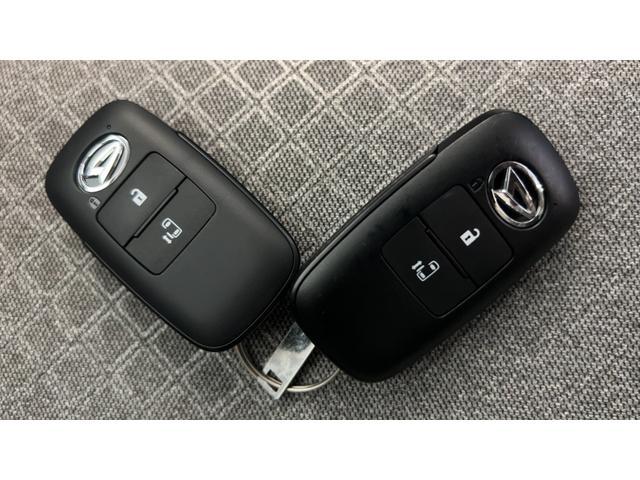 タントＸアイドリングストップ　ＬＥＤヘッドランプ　左側パワースライドドア　オートエアコン　シートヒーター　スマートキー　衝突被害軽減システム　横滑り防止機構（茨城県）の中古車